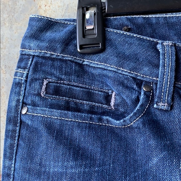 Banana Republic Urban Flared Leg - Picture 5 of 6